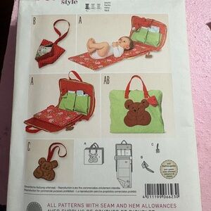 BN UNCUT BURDA 6623 BABY DIAPER BAG SEWING PATTERN